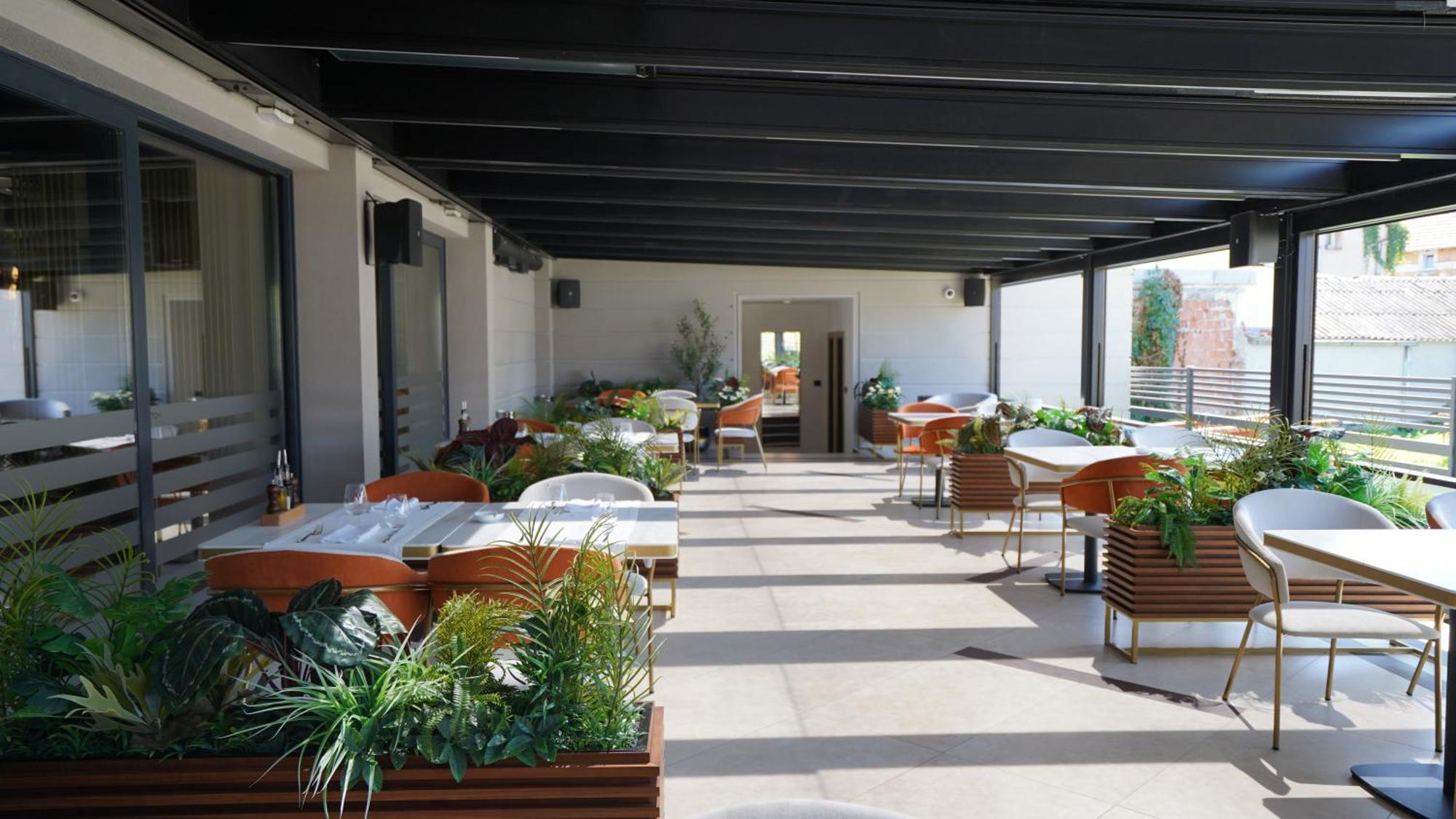 Hotel Kocka Vrnjačka Banja Exteriér fotografie